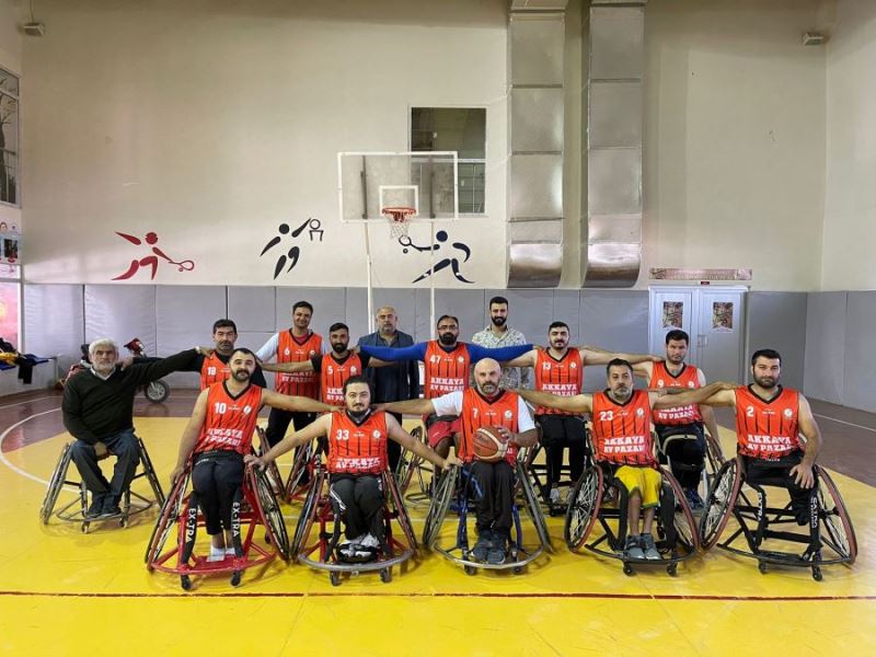 2.Ligde mücadele eden Kızıltepe Tekerlekli Sandalye Basketbol Takımı ligin ilk maçına hazır