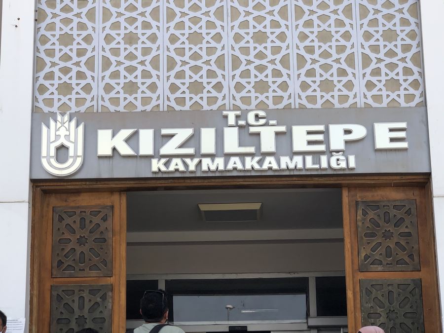 Kızıltepe Kaymakamlığı: “Vatandaşımızın trafo merkezinde yaşadığı bilgisi asılsızdır”