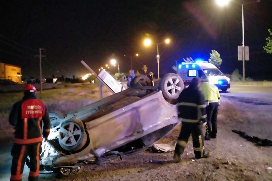 Kızıltepe’de takla atan otomobildeki 4 kişi yaralandı