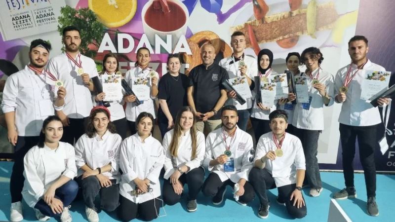 Mardin Artuklu Üniversitesi Adana’dan 11 Altın madalya ile döndü