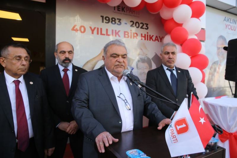 TEK Parti Genel Başkanı Ahmet Özal, partisinin Mardin İl Başkanlığını açtı