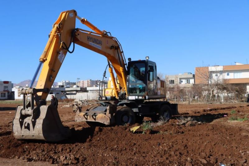 Kızıltepe’ye Yeni Yollar Kazandırılıyor