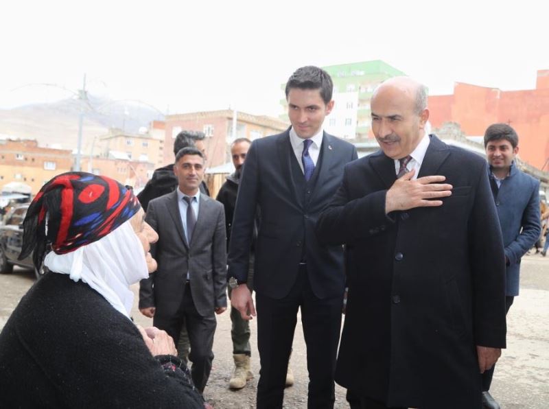 Vali Demirtaş, Derik ve Savur İlçelerinde Çeşitli Ziyaretler Gerçekleştirdi