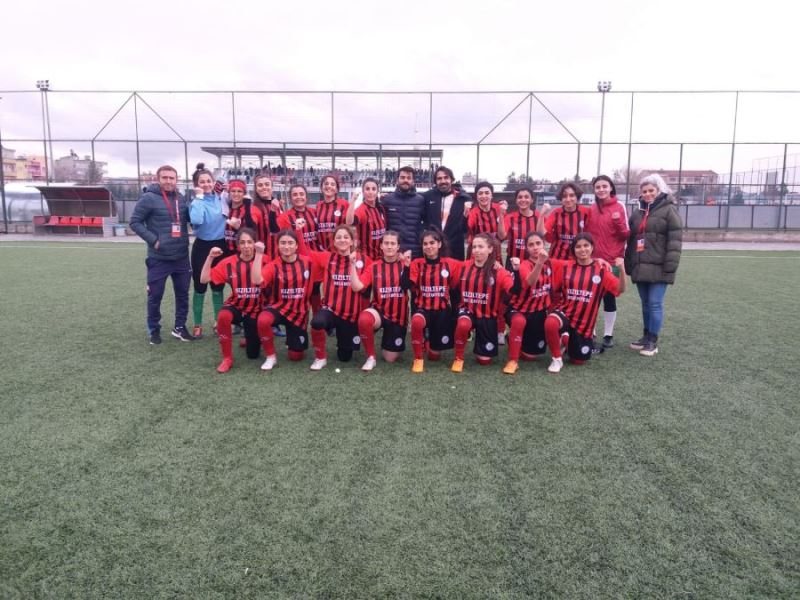 Kızıltepe Kadın Futbol takımı lige galibiyetle başladı