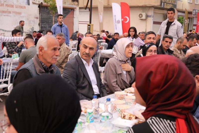 Vali Demirtaş, Mardin Güneydoğunun Parlayan Yıldızı Olacak