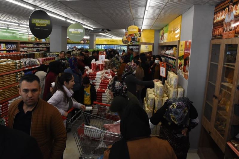 Türkiye Tarım Kredi Kooperatif Marketi Nusaybin şubesi açıldı