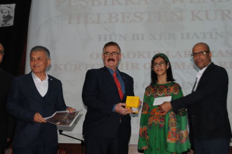 Kürtçe şiir yarışmasına yoğun ilgi