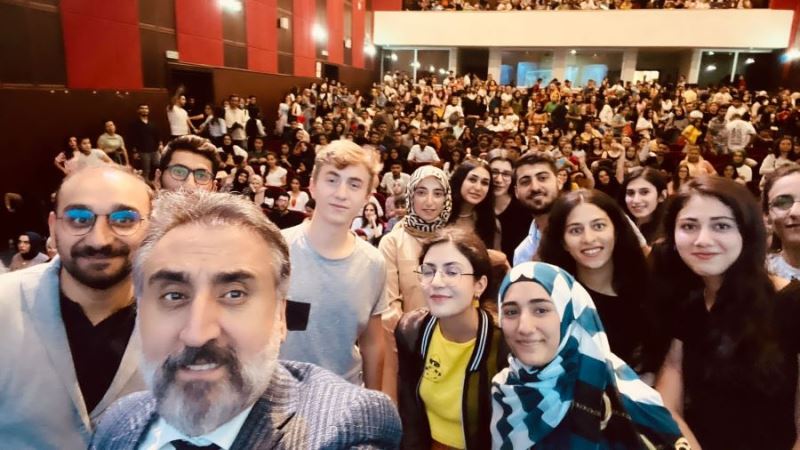 Mardin’e Yeni Gelen Üniversite Öğrencileriyle Anlamlı Buluşma