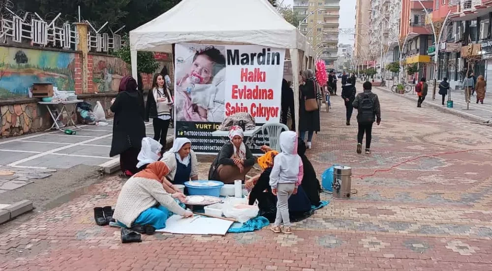 Mardinli SMA hastası Elanur için yardım kermesi açıldı