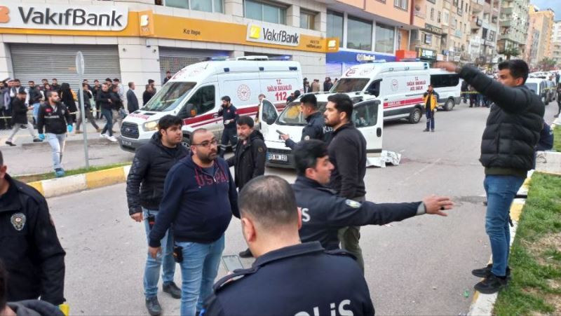 Kızıltepe’de araç çapraz ateşe alındı: 2 ölü, 1 yaralı