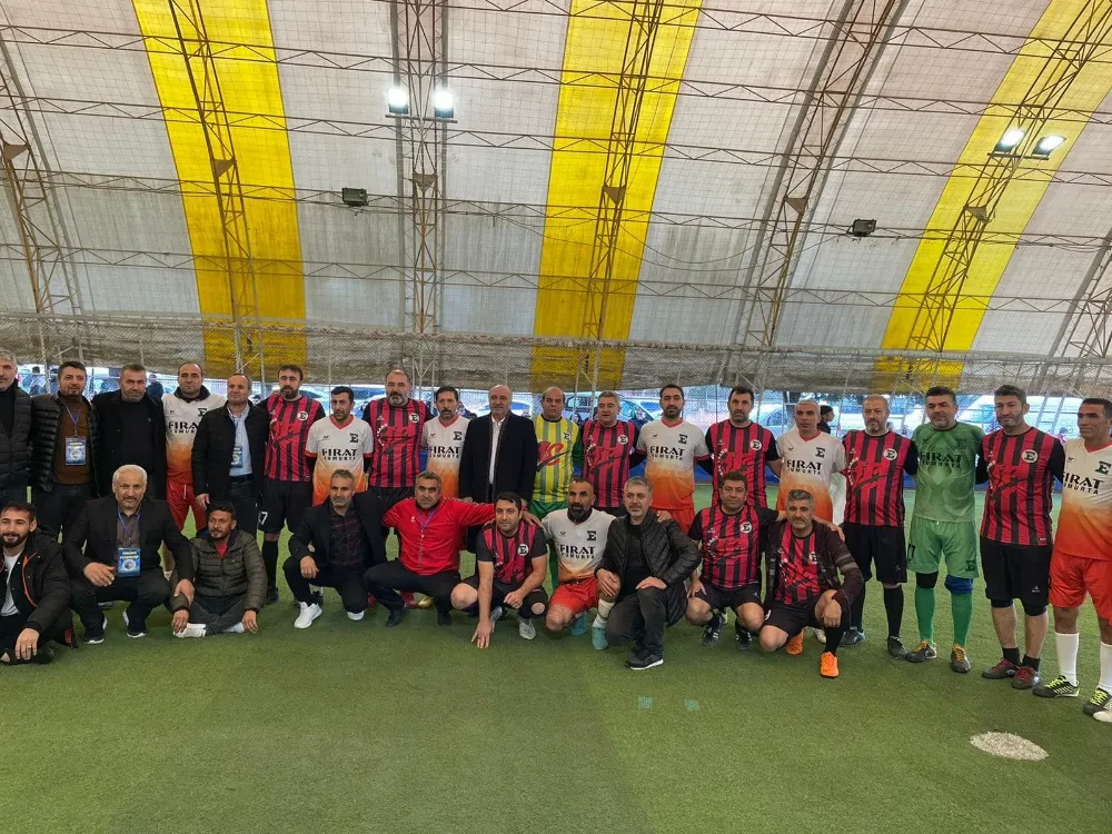 Mehmet Vejdi Kahraman Erbaniler Futbol turnuvası takımlarını ziyaret etti  