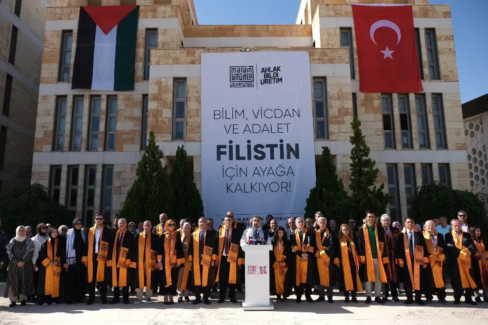 Mardin Artuklu Üniversitesi Senatosu’ndan Gazze de yaşanan soykırım için basın açıklaması 