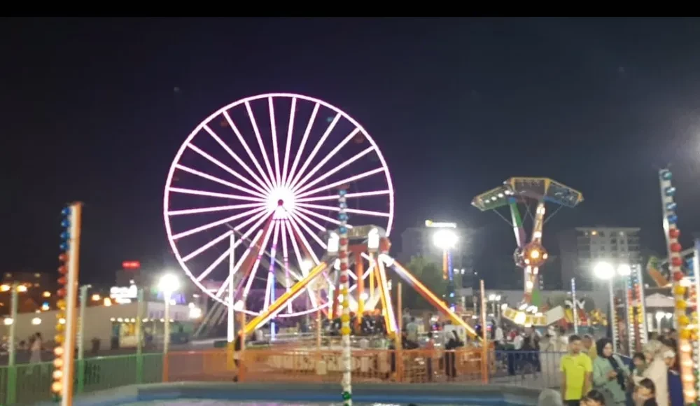 GÜNDÜZ ÇAYIR ÇAYIR, GECE CIVIL CIVIL 